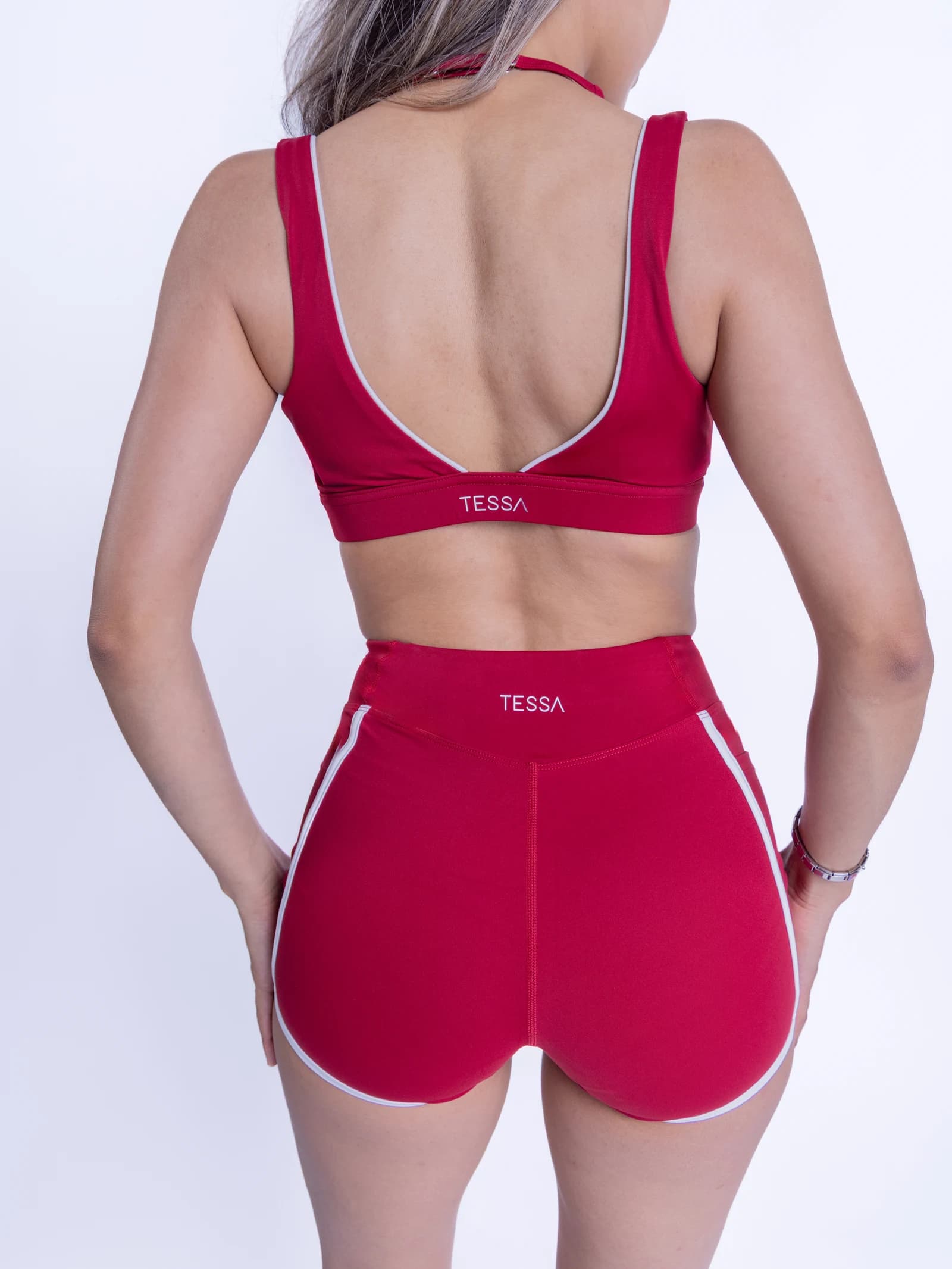Short athleisure